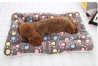 Flannel Thickened Dog Bed Mat Soft Pet Sleeping Mat for Dogs Cats Winter Warm Pet Blanket